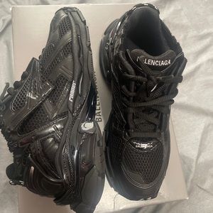 Balenciaga Runner